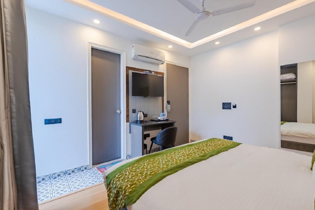 Mayur By Roomsinc Delhi นิวเดลี ภายนอก รูปภาพ