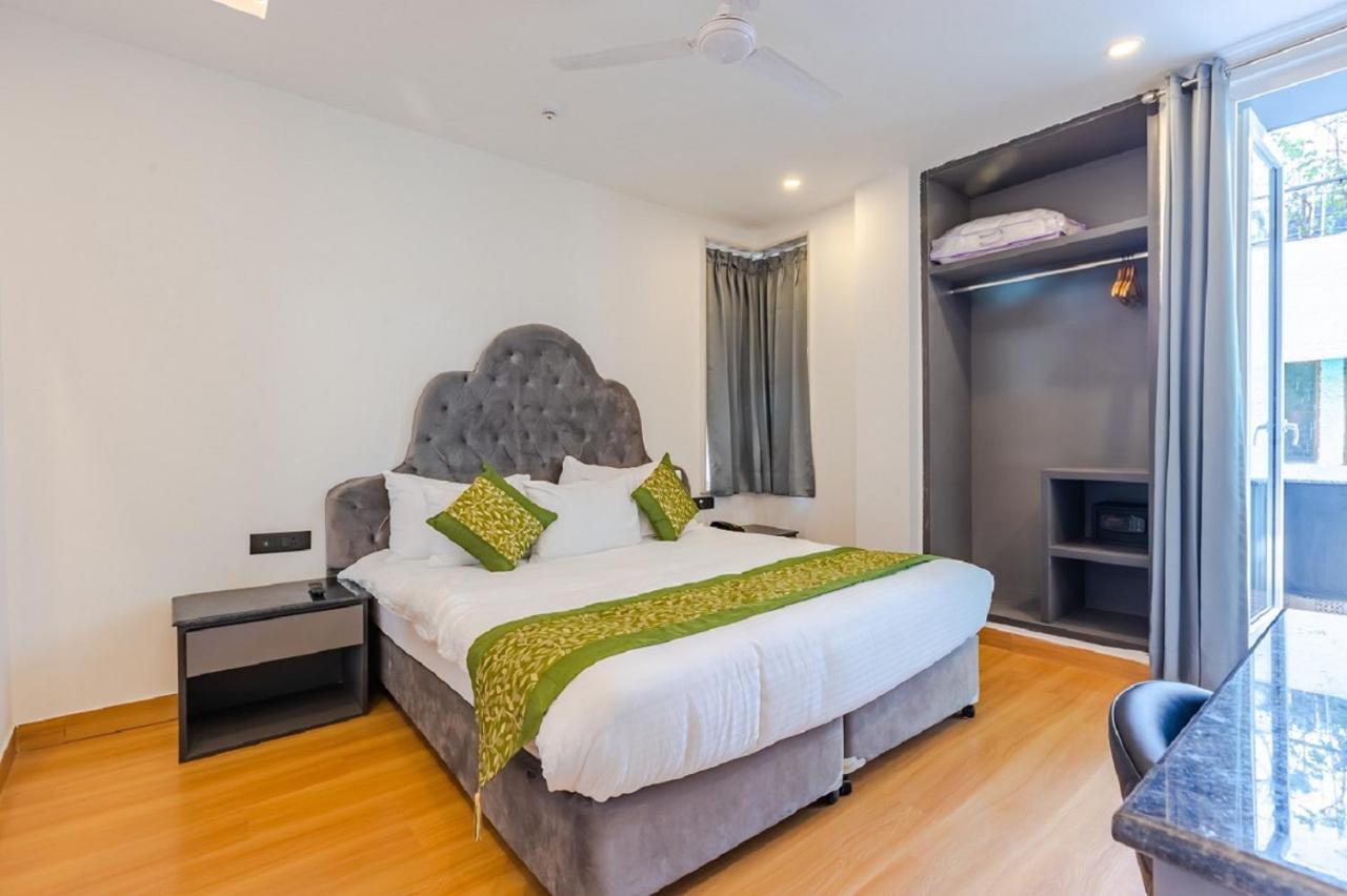 Mayur By Roomsinc Delhi นิวเดลี ภายนอก รูปภาพ
